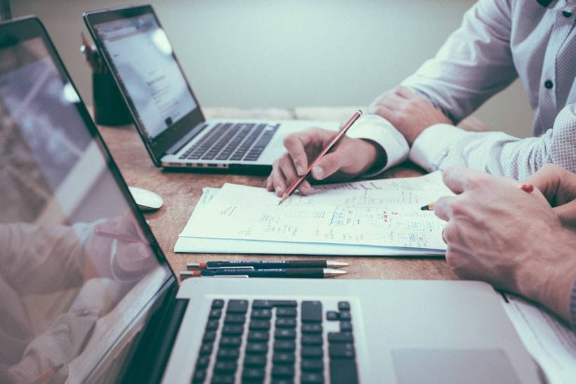Planificación de proyectos sobre un escritorio